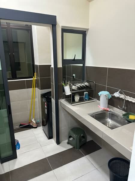 Kondominium untuk Disewa di Maple Residence - Abby Woo - Kitchen - PropertyGuru.com.my