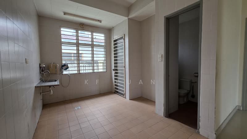Semi-Detached House for Sale in Taman Kipark (Puchong) - KF Kuan - PropertyGuru.com.my