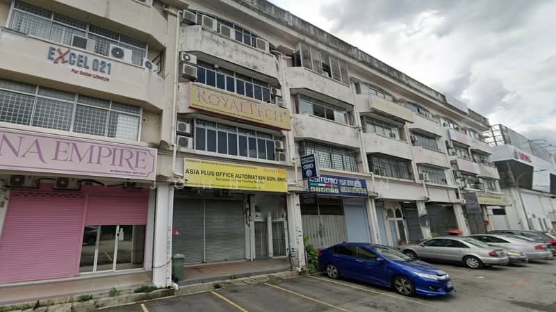 Shop for Rent in Tamam Petaling Utama (Petaling Jaya) - Johnny Tan - Exterior - PropertyGuru.com.my