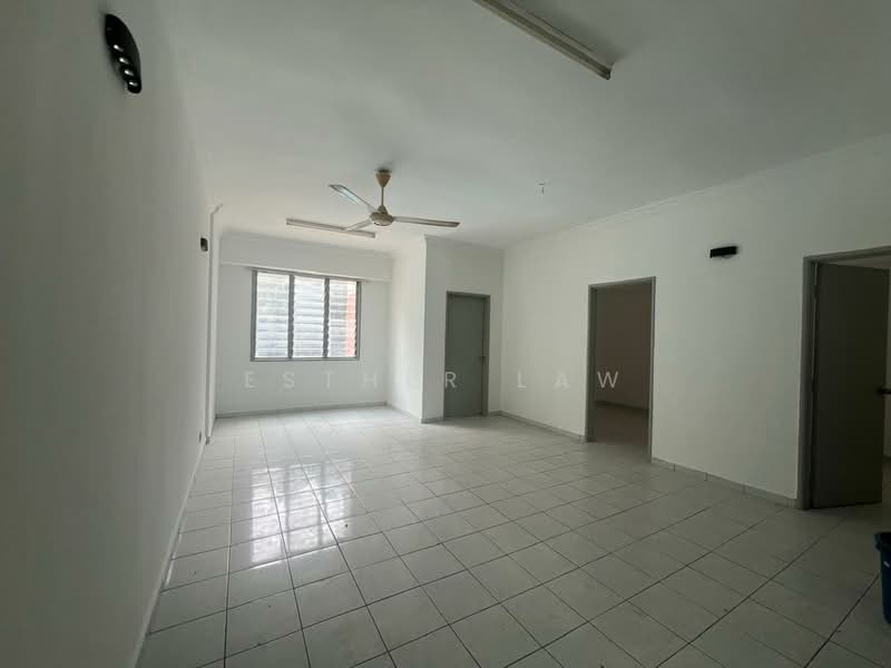 Kondominium untuk Disewa di Garden Park - Esther Law - Living Room - PropertyGuru.com.my
