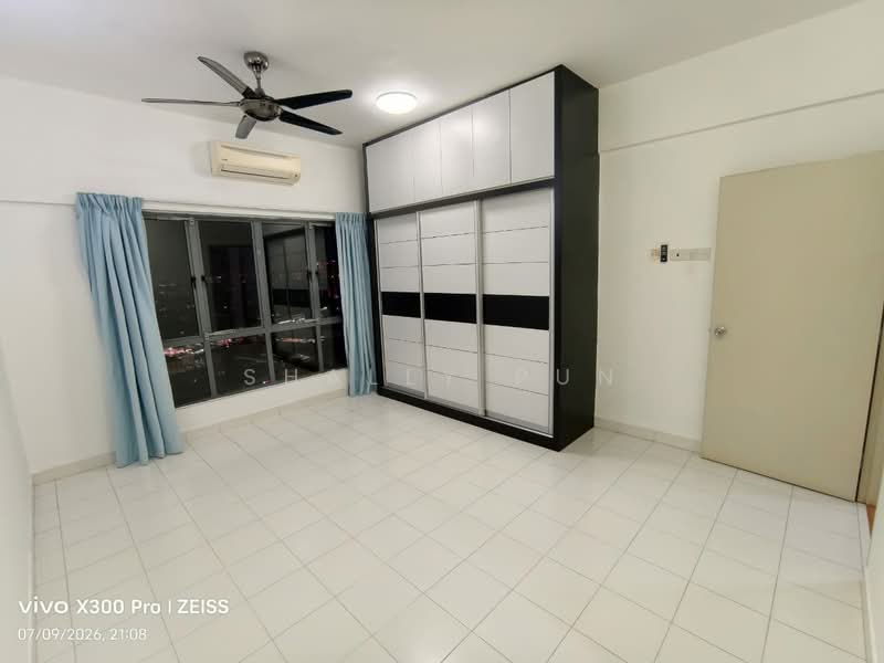 Servis Apartment untuk Disewa di SetiaWalk - Shally Pun - Bedroom - PropertyGuru.com.my