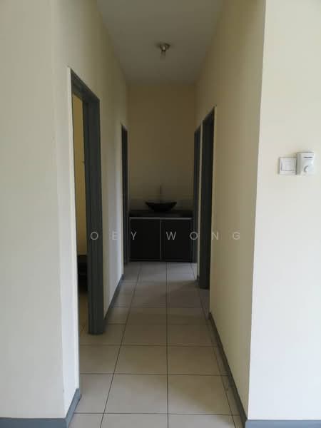 Pangsapuri untuk Disewa di Baiduri Court Apartment - Joey Wong - Corridor - PropertyGuru.com.my