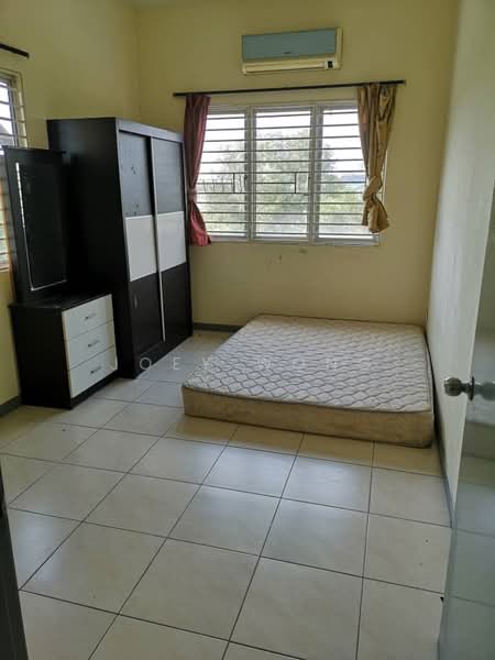 Pangsapuri untuk Disewa di Baiduri Court Apartment - Joey Wong - Bedroom - PropertyGuru.com.my