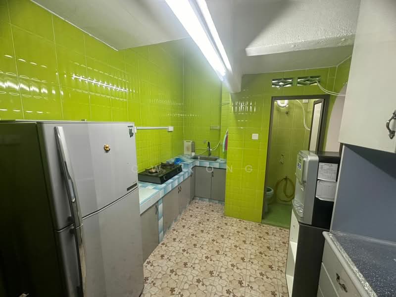 2.5-storey Terraced House for Rent in Taman Sri Sinar (Segambut) - CW Kong - Kitchen - PropertyGuru.com.my