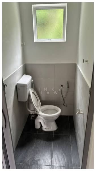 Semi-Detached House for Rent in Klang (Selangor) - Pinky Liaw - Bathroom - PropertyGuru.com.my