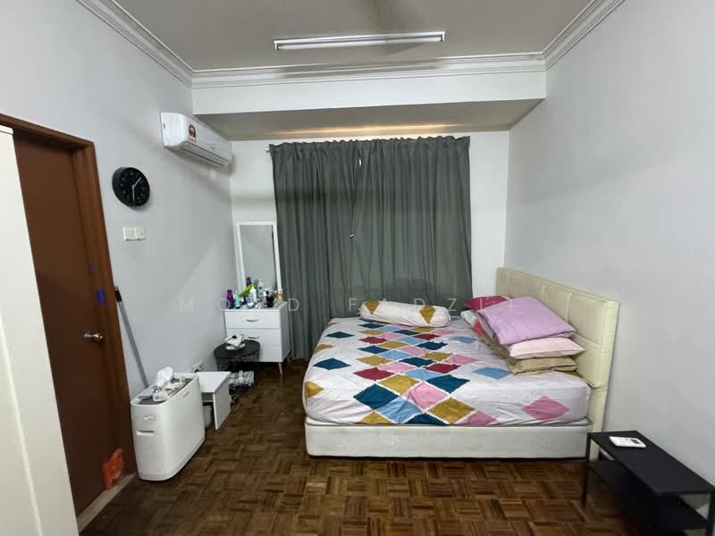 Rumah Teres untuk Dijual di Taman Pinggiran Usj (Subang Jaya) - Mohd Fadzli - Bedroom - PropertyGuru.com.my