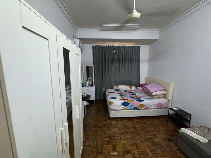 Rumah Teres untuk Dijual di Taman Pinggiran Usj (Subang Jaya) - Mohd Fadzli - Bedroom - PropertyGuru.com.my