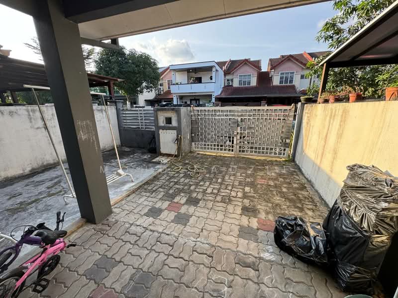 Rumah Teres untuk Dijual di Taman Pinggiran Usj (Subang Jaya) - Mohd Fadzli - Exterior - PropertyGuru.com.my