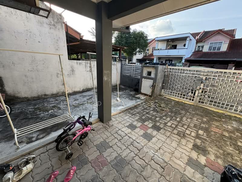 Rumah Teres untuk Dijual di Taman Pinggiran Usj (Subang Jaya) - Mohd Fadzli - Exterior - PropertyGuru.com.my