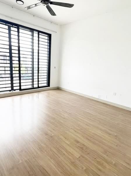 2-storey Terraced House for Sale in Shah Alam (Selangor) - Tengku Zairi - PropertyGuru.com.my