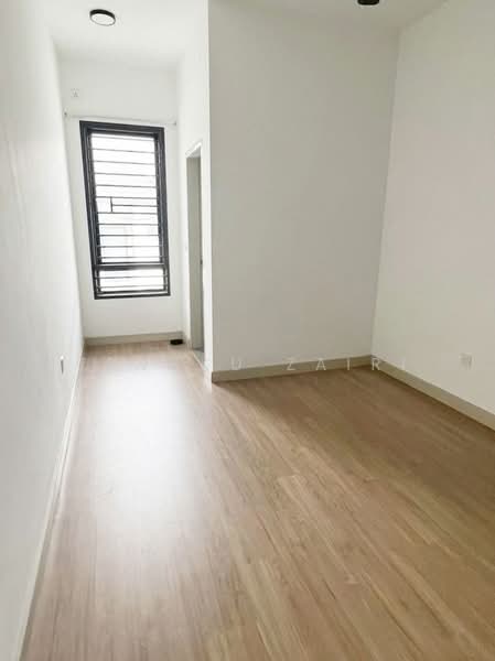 2-storey Terraced House for Sale in Shah Alam (Selangor) - Tengku Zairi - PropertyGuru.com.my