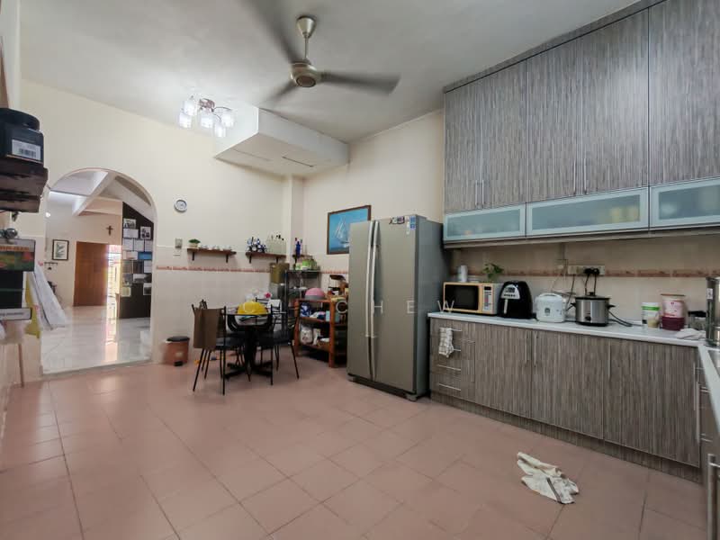 Semi-Detached House for Sale in Kampung Jawa (Klang) - CL Chew - Kitchen - PropertyGuru.com.my