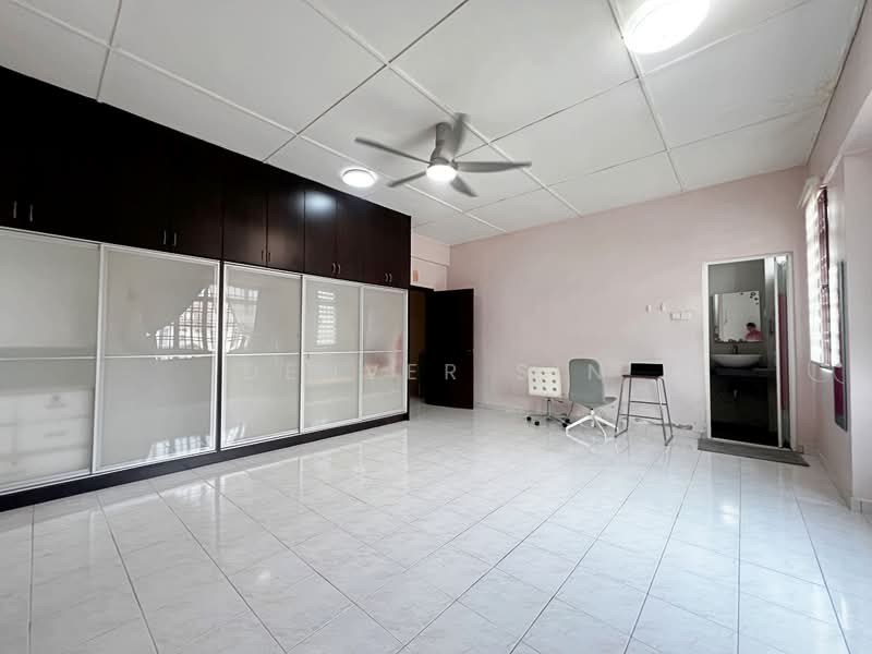 2-storey Terraced House for Sale in Mahkota Cheras (Cheras) - Denver Sin - Bedroom - PropertyGuru.com.my
