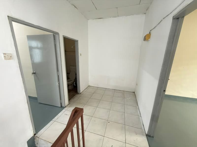 Rumah Teres 2 Tingkat untuk Dijual di Taman Kasawari (Simpang Ampat) - Kelvin Lee - Interior - PropertyGuru.com.my