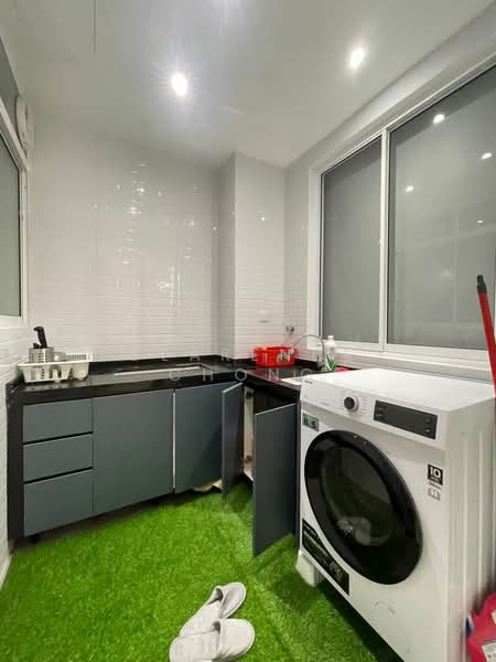 Service Residence for Rent at Pinnacle Sri Petaling - Clarence Chong - Kitchen - PropertyGuru.com.my