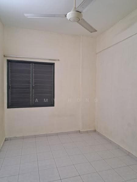 Pangsapuri untuk Dijual di Pangsapuri Merak - Amy Hong - Interior - PropertyGuru.com.my