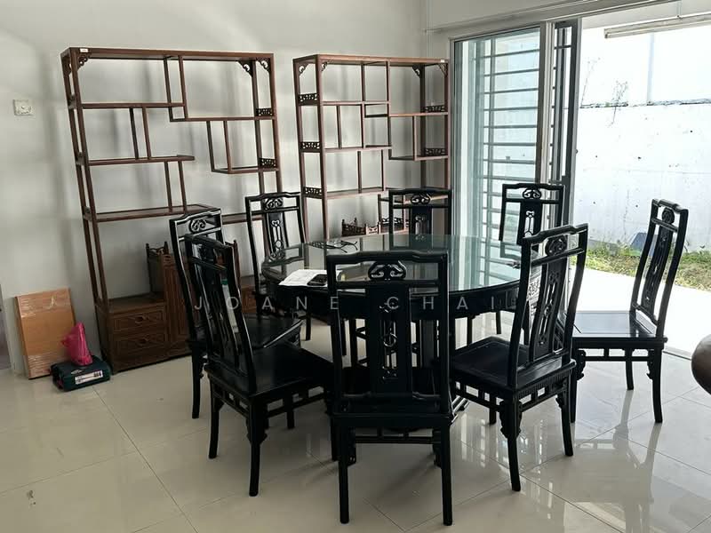Rumah Berkembar untuk Dijual di Bandar Putra Permai (Seri Kembangan) - Joane Chai - Dining Room - PropertyGuru.com.my