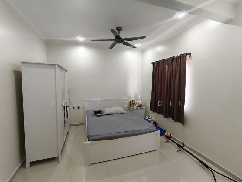 Rumah Teres 2 Tingkat untuk Dijual di Seksyen 14 (Petaling Jaya) - HELMY IZZUDIN - Bedroom - PropertyGuru.com.my
