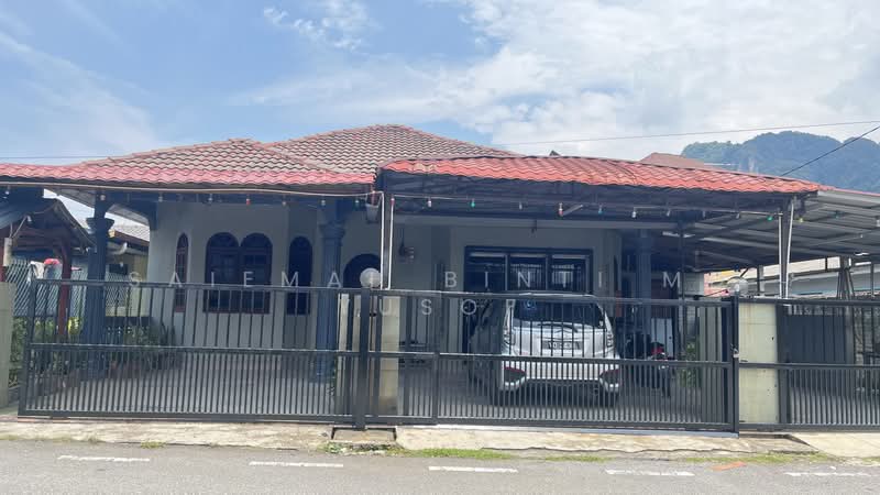 Rumah Banglo untuk Dijual di Kampung Laksamana (Batu Caves) - SAIEMAH BINTI MD YUSOF - Exterior - PropertyGuru.com.my