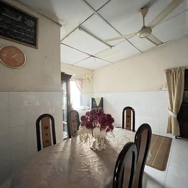 Rumah Banglo untuk Dijual di Kampung Laksamana (Batu Caves) - SAIEMAH BINTI MD YUSOF - Dining Room - PropertyGuru.com.my