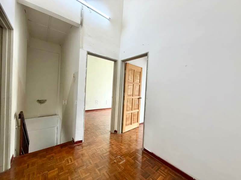 2-storey Terraced House for Sale in Bandar Saujana Utama (Saujana Utama) - Hairi Halim - PropertyGuru.com.my