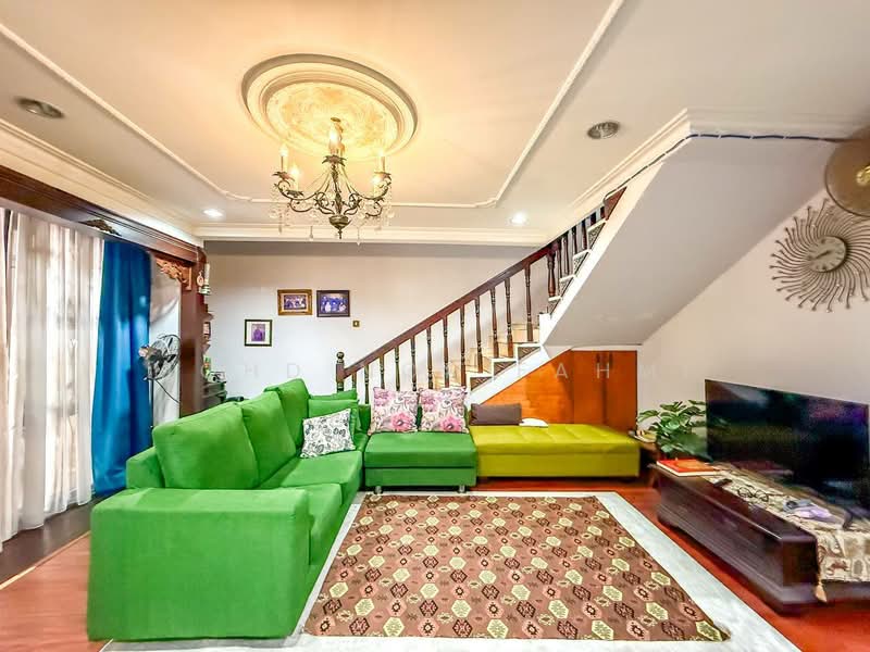 Rumah Teres 2 Tingkat untuk Dijual di Bandar Sri Damansara (Selangor) - Mohd Nor Fahmi - Living Room - PropertyGuru.com.my