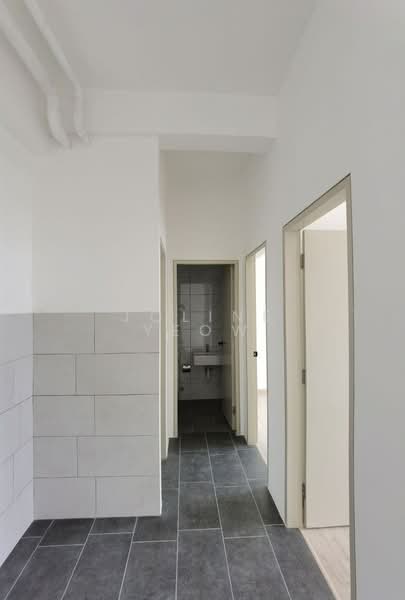 Others for Sale in Ipoh (Perak) - Joline YEOW - Corridor - PropertyGuru.com.my