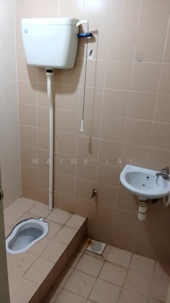 Shop / Office for Rent in Kuala Selangor (Selangor) - Wayne Lai - Bathroom - PropertyGuru.com.my