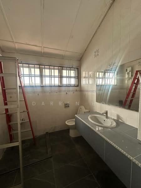 Semi-Detached House for Rent in Taman Perling (Perling) - Darren Ho - Bathroom - PropertyGuru.com.my