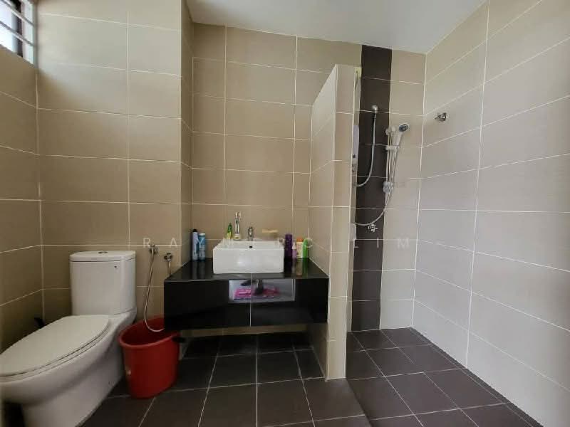 2-storey Terraced House for Rent in Rawang (Selangor) - Raymerc Lim - Bathroom - PropertyGuru.com.my
