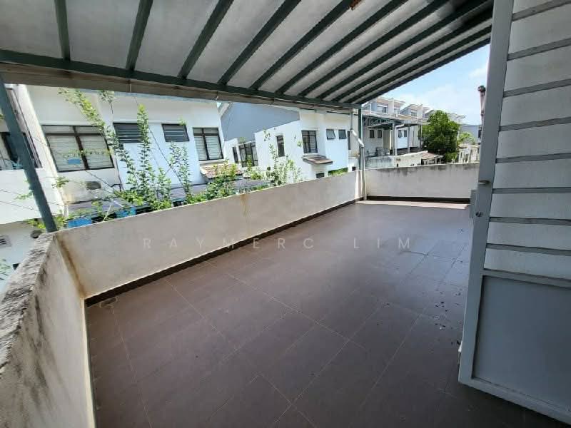 2-storey Terraced House for Rent in Rawang (Selangor) - Raymerc Lim - Balcony - PropertyGuru.com.my