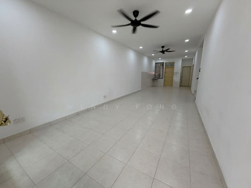 1.5-storey Terraced House for Sale in Taman Pelangi Indah (Ulu Tiram) - Wendy Fong - PropertyGuru.com.my