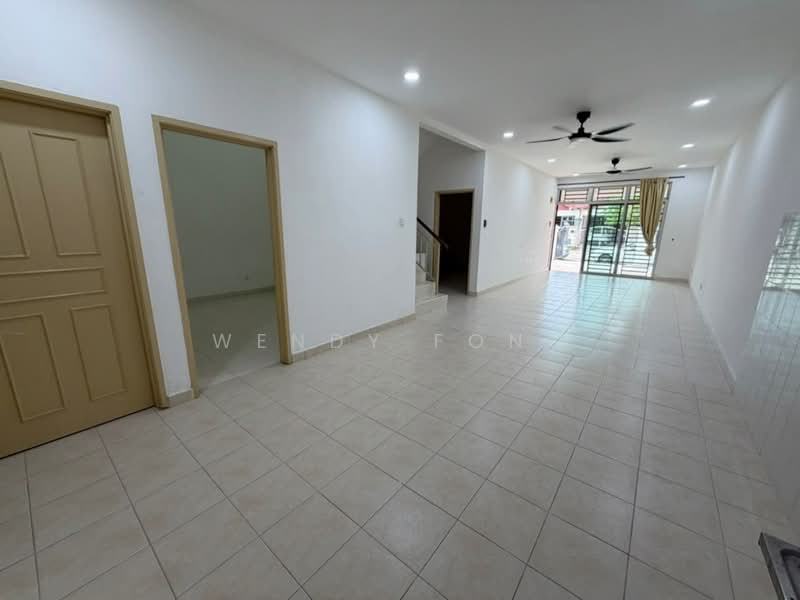 1.5-storey Terraced House for Sale in Taman Pelangi Indah (Ulu Tiram) - Wendy Fong - PropertyGuru.com.my
