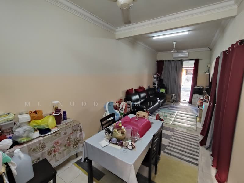 1-storey Terraced House for Sale in Hutan Melintang (Perak) - Muinuddin Muhamad - Living Room - PropertyGuru.com.my