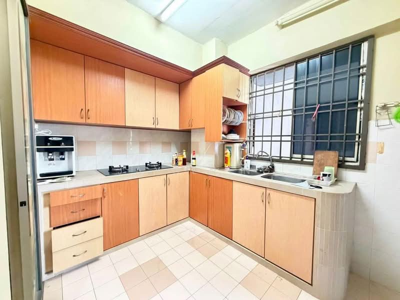 Apartment for Sale at Sri Impian Apartment - Jayden Ng - Kitchen - PropertyGuru.com.my
