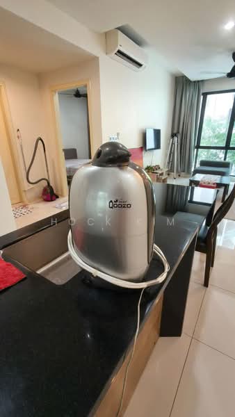 Pangsapuri untuk Dijual di Impiana - Hock Kim - Living Room - PropertyGuru.com.my