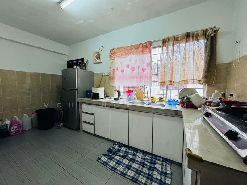 Rumah Teres 1 Tingkat untuk Dijual di Taman Ehsan (Kepong) - Mohd Nor Fahmi - Kitchen - PropertyGuru.com.my