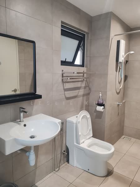Servis Apartment untuk Disewa di Savio @ Riana Dutamas - Leslie Kua - Bathroom - PropertyGuru.com.my