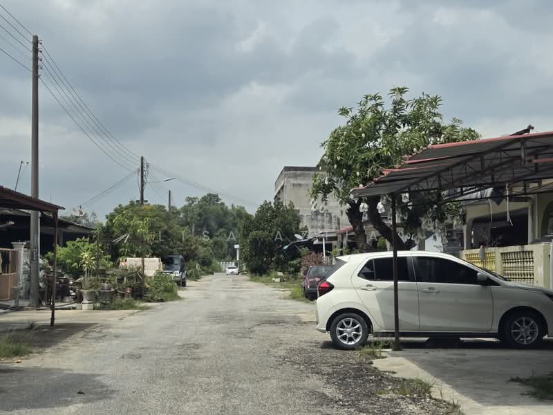 Rumah Teres 1 Tingkat untuk Dijual di Kota Bharu (Kelantan) - Lisa Azila - PropertyGuru.com.my