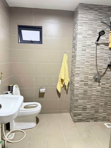 Condominium for Sale at Parkhill Residence - JIA YUH JOE ONG - Bathroom - PropertyGuru.com.my