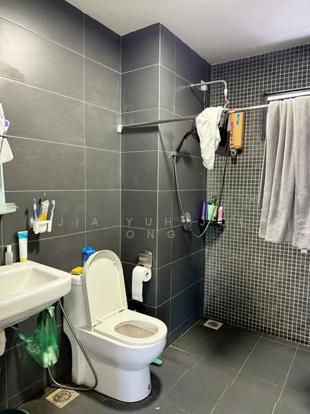 Condominium for Sale at Parkhill Residence - JIA YUH JOE ONG - Bathroom - PropertyGuru.com.my
