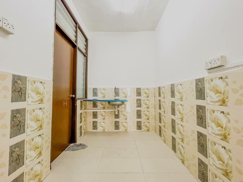 Flat for Sale at Pandan Mewah - Hairi Halim - PropertyGuru.com.my