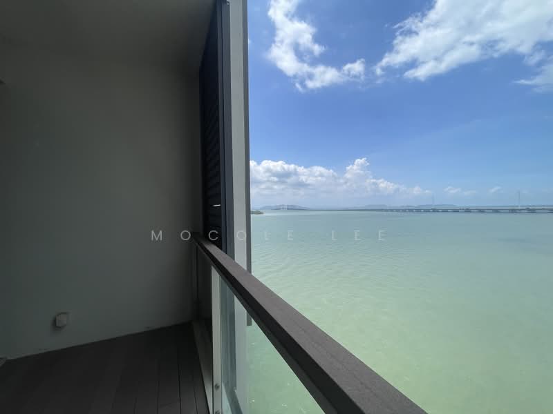 Kondominium untuk Dijual di The LIGHT COLLECTION II - Mocole Lee - Balcony - PropertyGuru.com.my