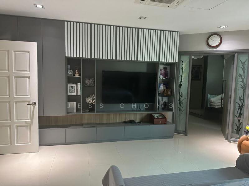 Semi-Detached House for Sale in Taman Lestari Perdana (Seri Kembangan) - Jess Chong - Living Room - PropertyGuru.com.my