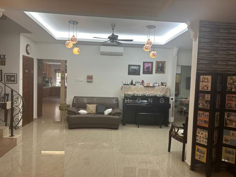 Semi-Detached House for Sale in Taman Lestari Perdana (Seri Kembangan) - Jess Chong - Living Room - PropertyGuru.com.my