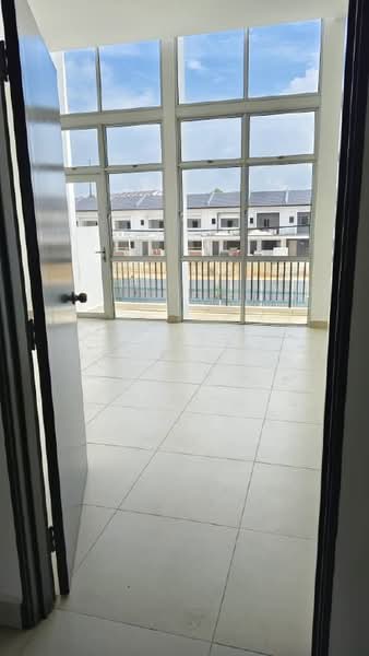 Rumah Teres 2 Tingkat untuk Dijual di Masai (Johor) - Azlan Ismail aiproperty - Balcony - PropertyGuru.com.my