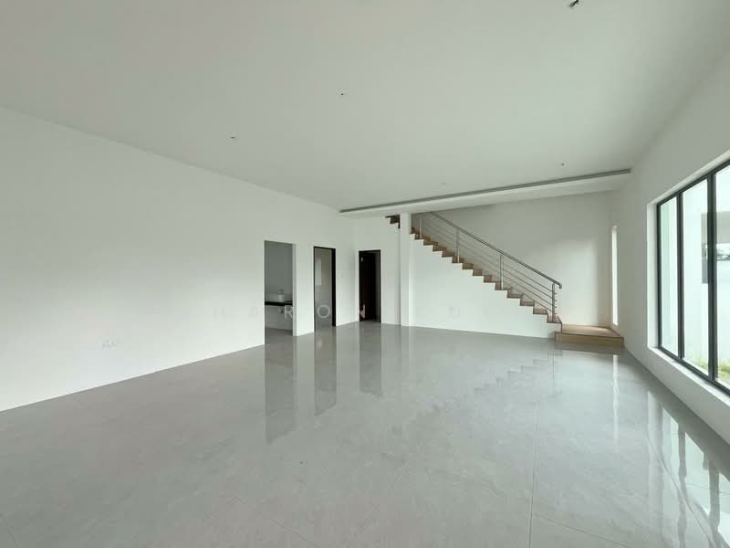 Rumah Berkembar untuk Dijual di Green Heights (Kuching) - Sharon Kueh - Living Room - PropertyGuru.com.my