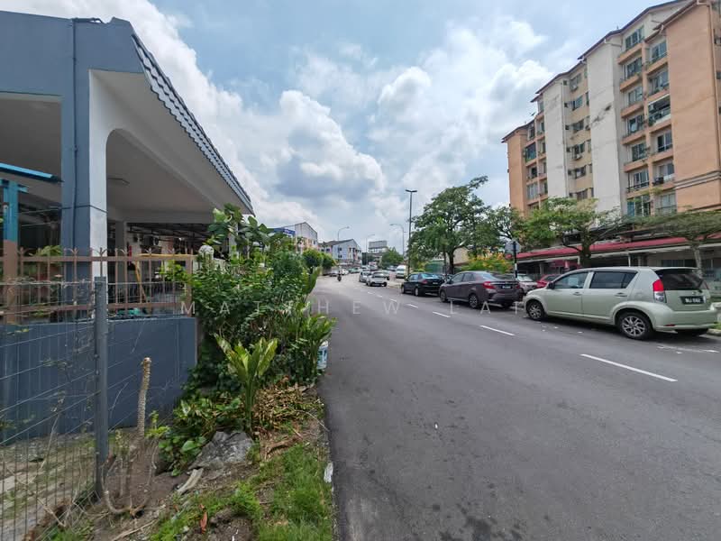 Rumah Teres 1.5 Tingkat untuk Dijual di Batu 9 (Cheras) - Matthew Lai - Exterior - PropertyGuru.com.my