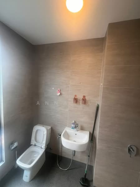 Rumah Berkembar untuk Disewa di Bandar Tropicana Aman (Telok Panglima Garang) - Anna Tan - Bathroom - PropertyGuru.com.my