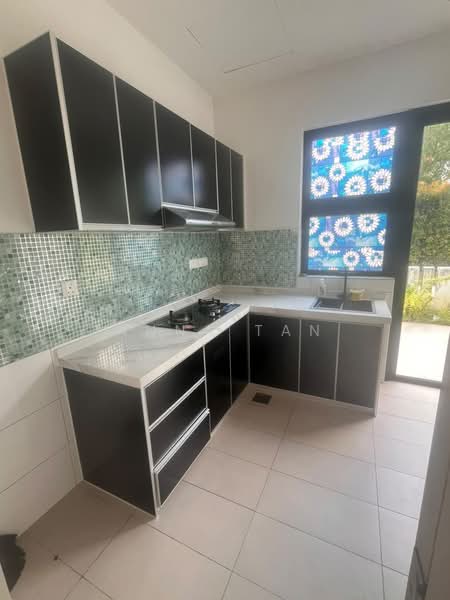 Rumah Berkembar untuk Disewa di Bandar Tropicana Aman (Telok Panglima Garang) - Anna Tan - Kitchen - PropertyGuru.com.my